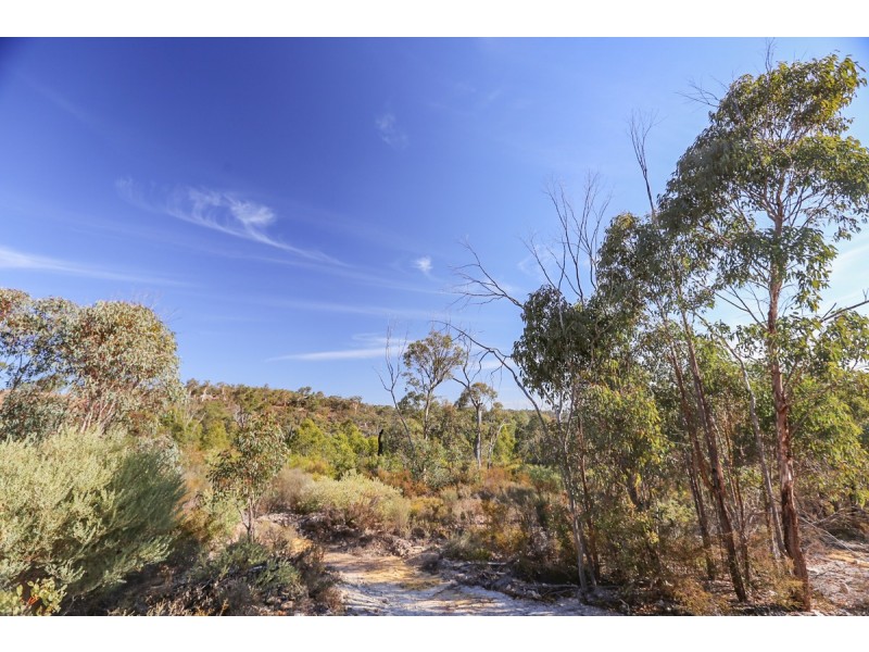 15 Sesselis Road, Toodyay WA 6566