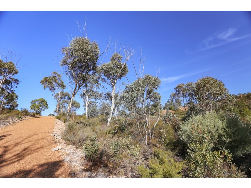15 Sesselis Road, Toodyay WA 6566