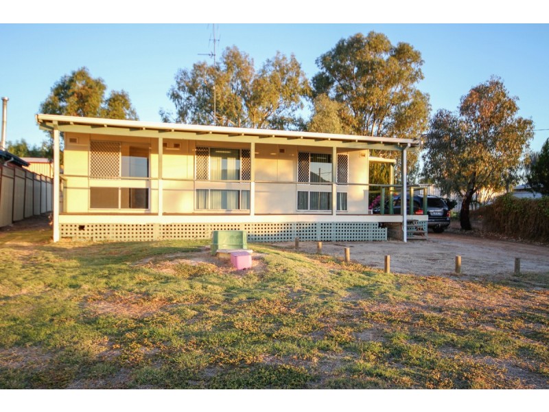 42 Cowan Road, York WA 6302