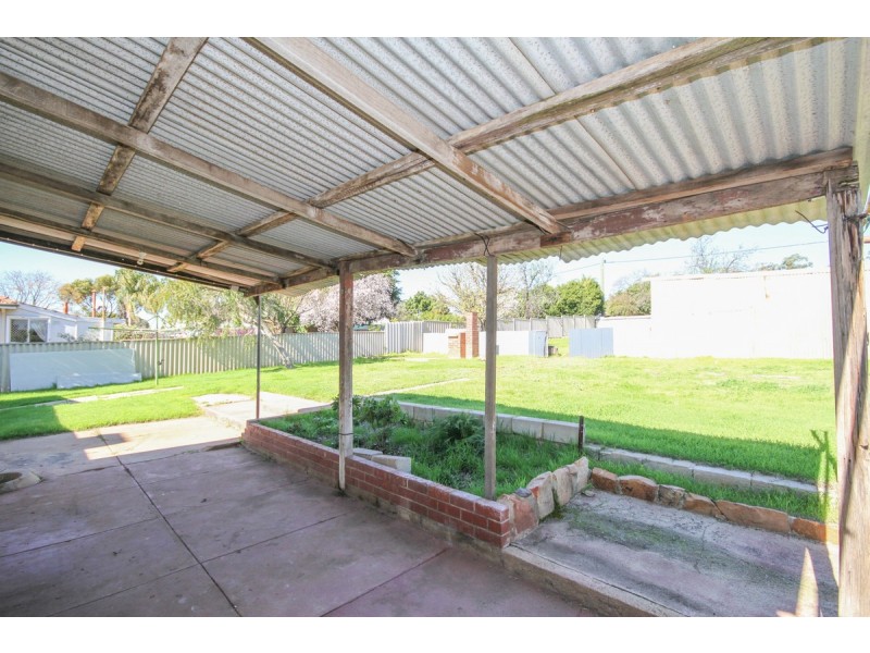229 Duke Street, Northam WA 6401