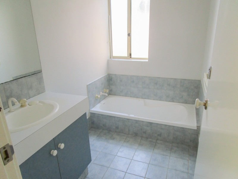 1 Solomon Close, Northam WA 6401