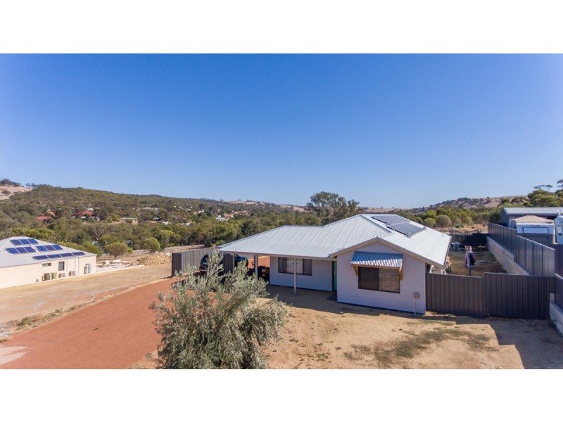 9 Weedon Entrance, Toodyay WA 6566