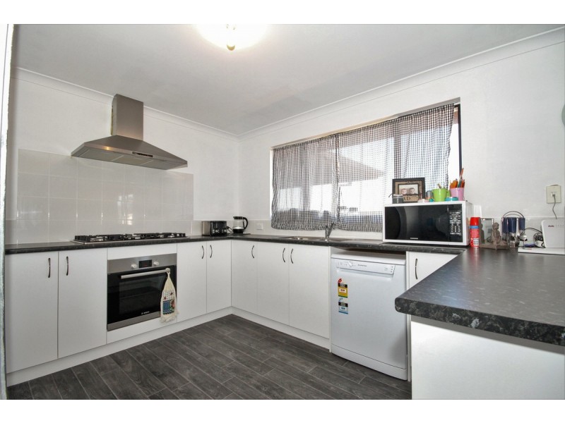 9 Weedon Entrance, Toodyay WA 6566