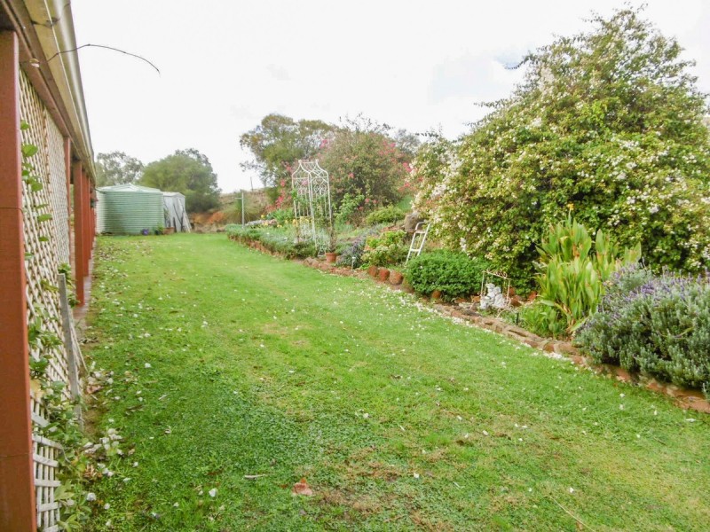 175 Bindoon-Dewars Pool Road, Toodyay WA 6566