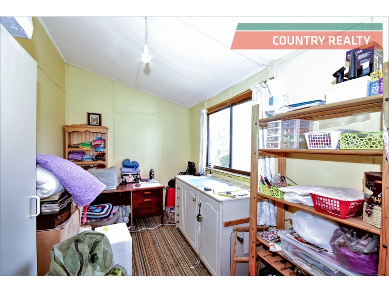 4 Bridgeman Road, Bakers Hill WA 6562