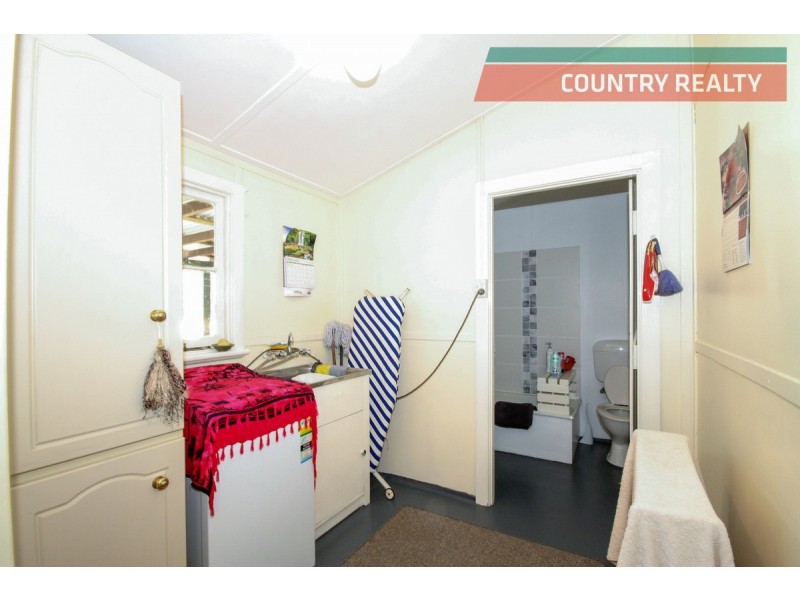 4 Bridgeman Road, Bakers Hill WA 6562