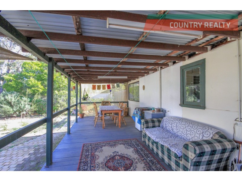 4 Bridgeman Road, Bakers Hill WA 6562