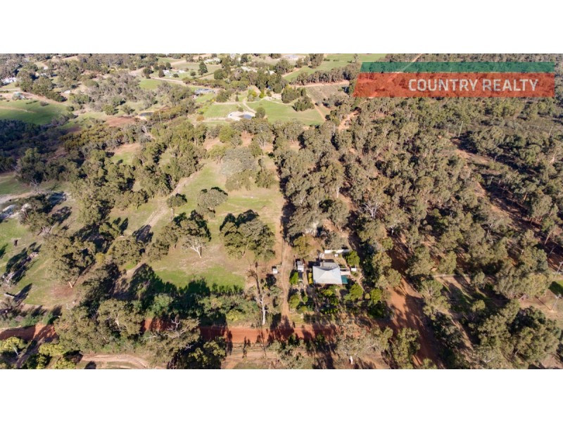 4 Bridgeman Road, Bakers Hill WA 6562