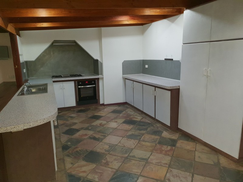 13 Lockyer Avenue, Northam WA 6401