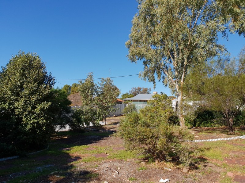 13 Lockyer Avenue, Northam WA 6401