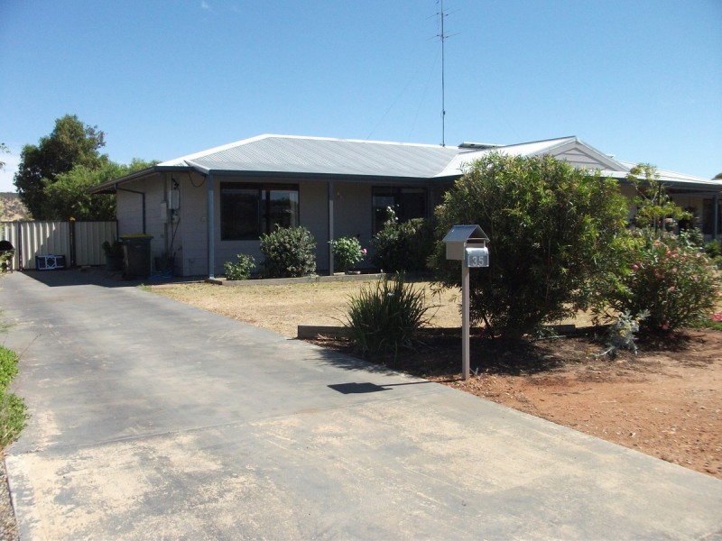 35 Langford Road, York WA 6302