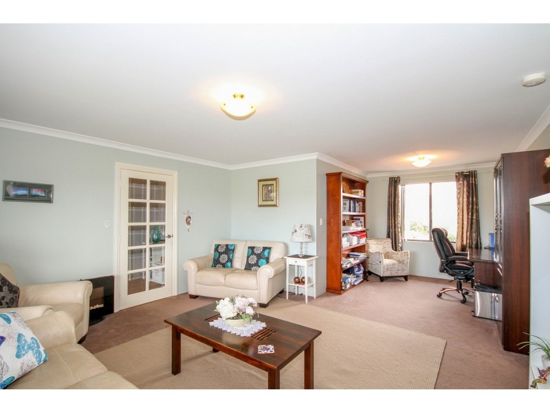 35 Langford Road, York WA 6302