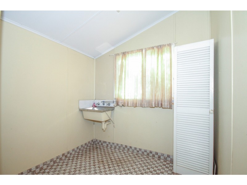 6 Strickland Avenue, Northam WA 6401