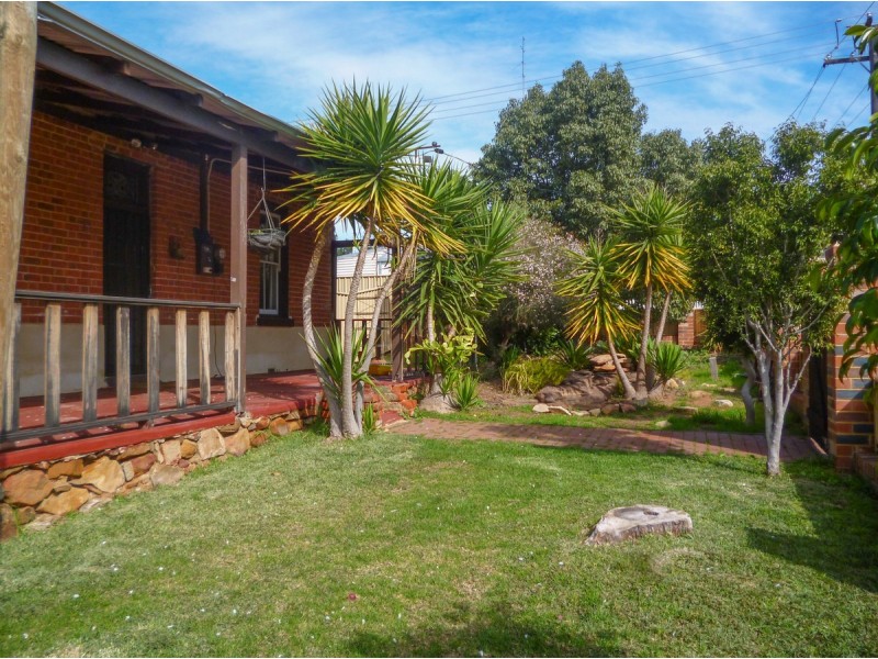 12 Arnold Street, Northam WA 6401