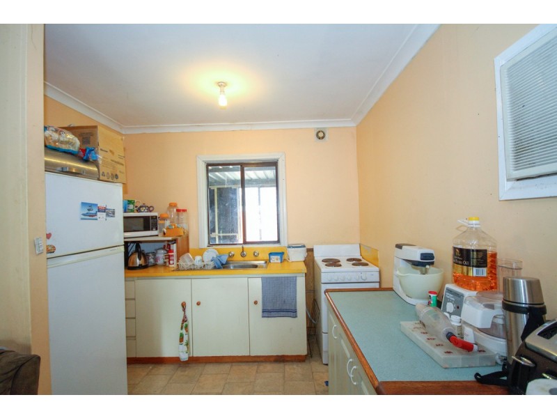 11 Fettlers Lane, Spencers Brook WA 6401