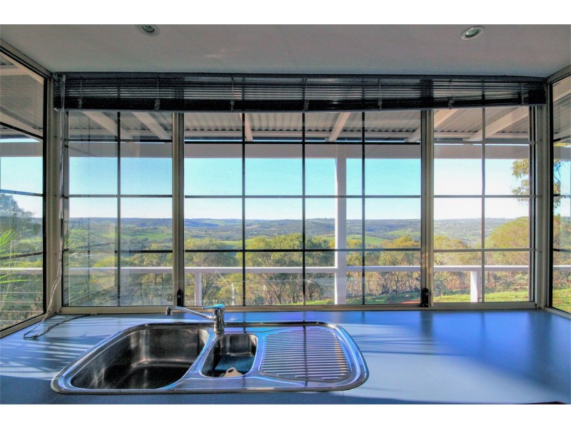 180 Timber Creek Crescent, Toodyay WA 6566