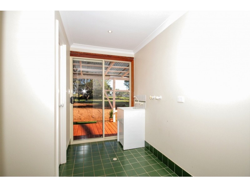 180 Timber Creek Crescent, Toodyay WA 6566