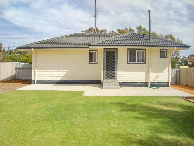 5 Rushton Crescent, Northam WA 6401