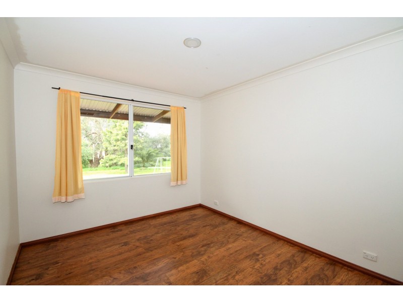 69 Julimar Road, Toodyay WA 6566