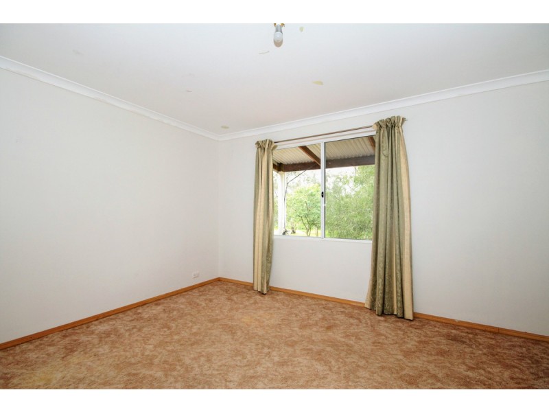 69 Julimar Road, Toodyay WA 6566