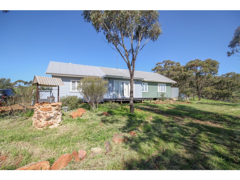 138 Church Gully Road, Toodyay WA 6566
