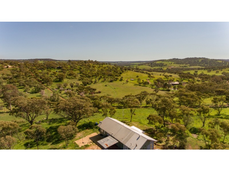 138 Church Gully Road, Toodyay WA 6566