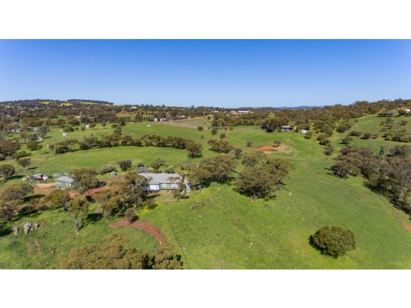 138 Church Gully Road, Toodyay WA 6566