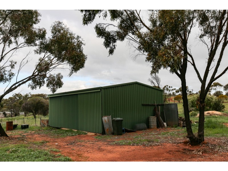 138 Church Gully Road, Toodyay WA 6566