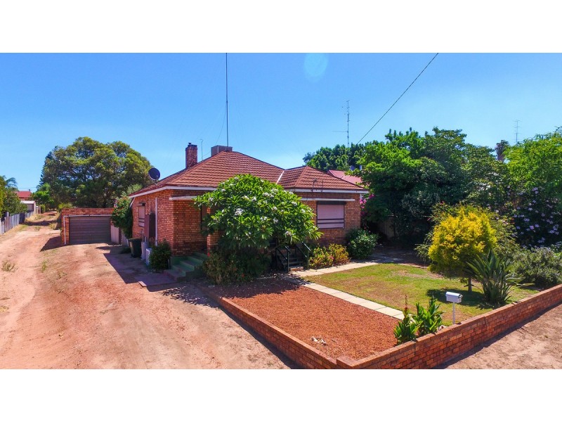 15 Stirling Street, Northam WA 6401