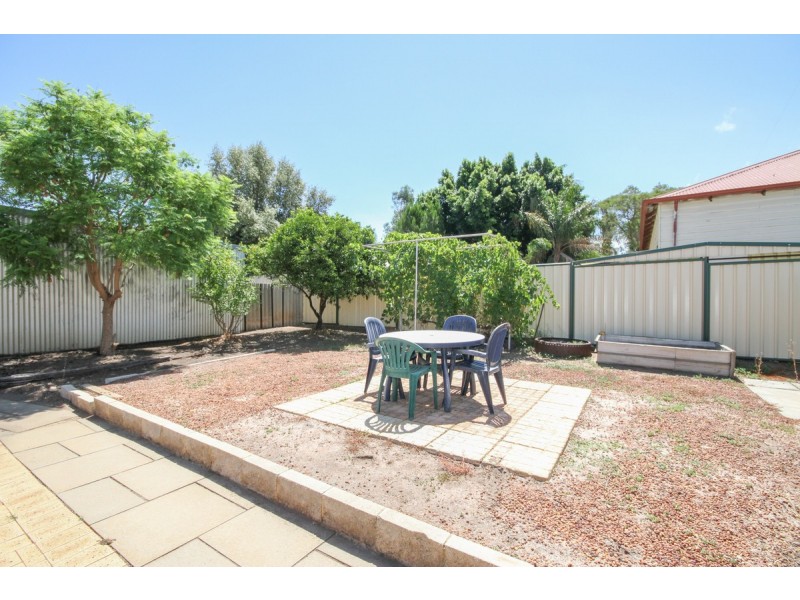 15 Stirling Street, Northam WA 6401