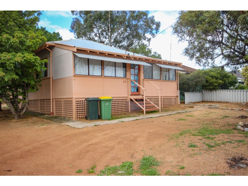 62 Newcastle Road, Northam WA 6401