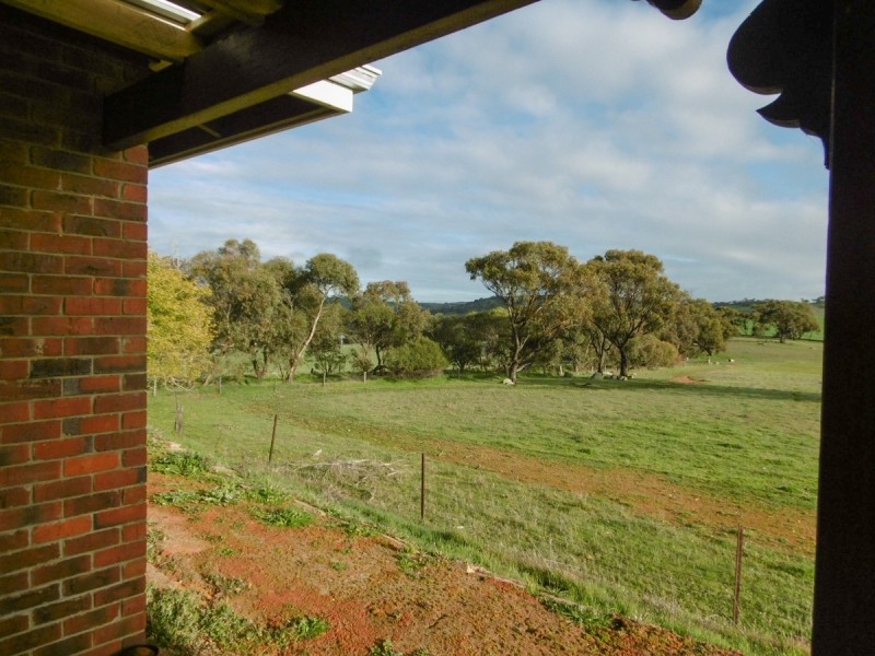 76 Goomalling Road, Toodyay WA 6566