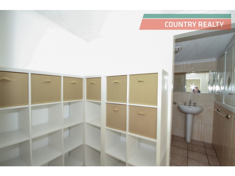 13 Lockyer Avenue, Northam WA 6401