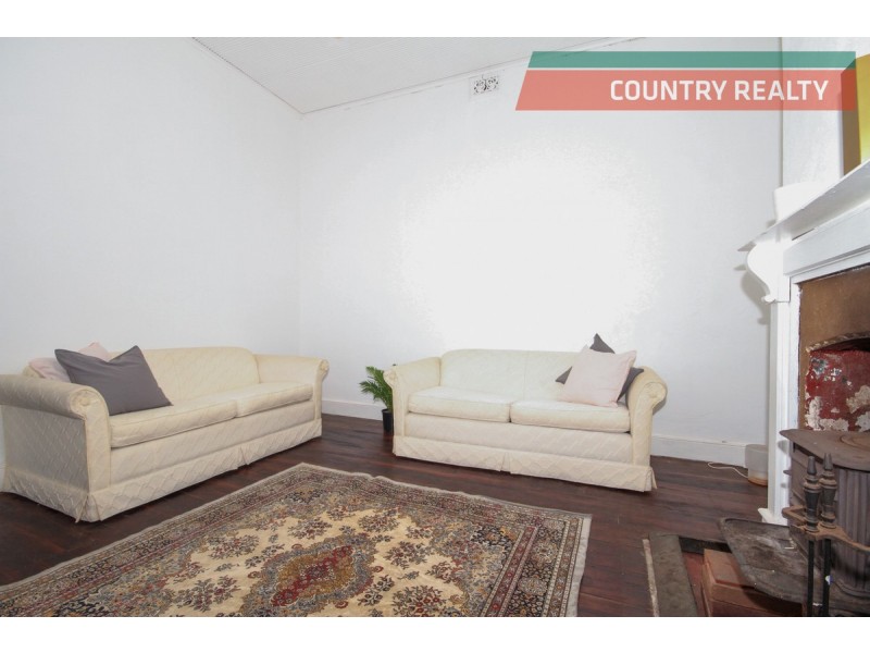 236 Avon Terrace, York WA 6302