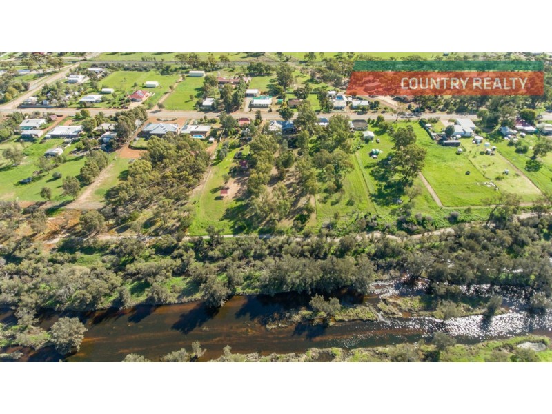 236 Avon Terrace, York WA 6302