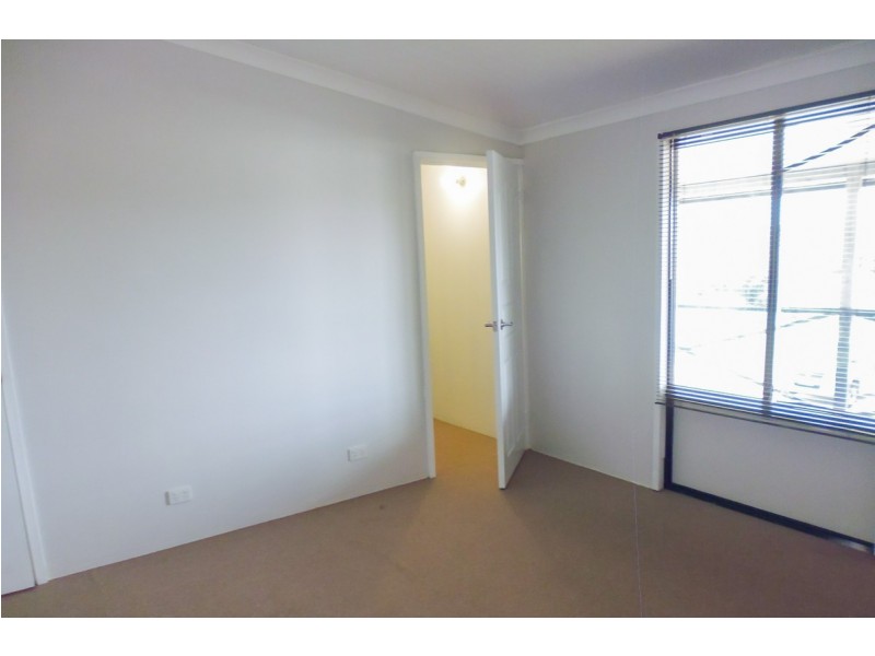 35B Lockyer Avenue, Northam WA 6401