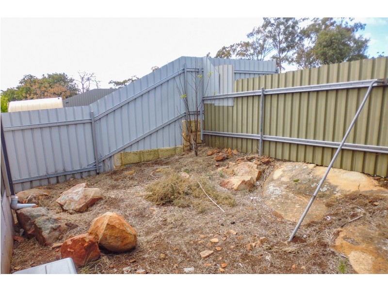 35B Lockyer Avenue, Northam WA 6401