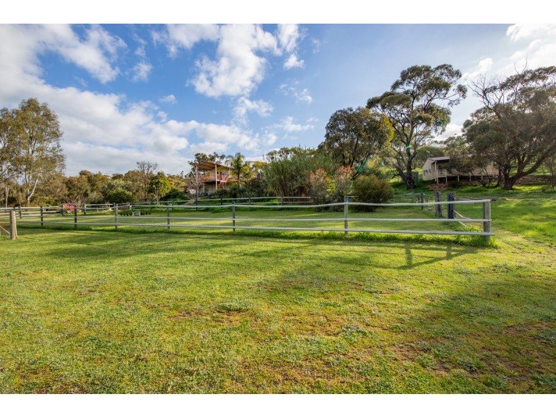 130 Folewood Road, Toodyay WA 6566