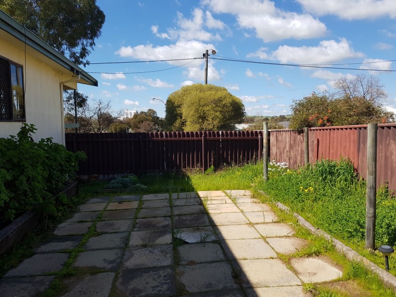 38 Mitchell Avenue, Northam WA 6401