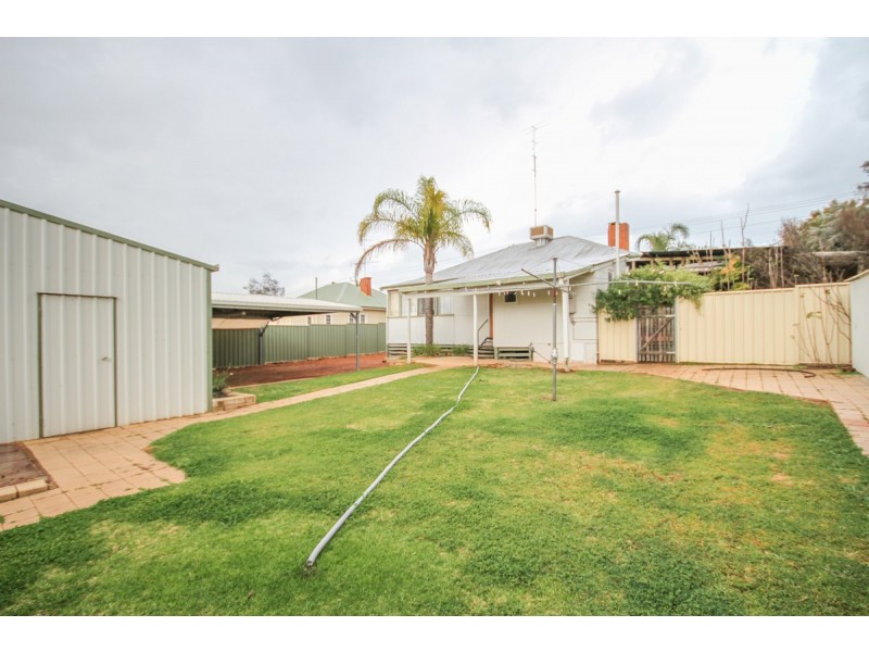 60 Gairdner Street, Northam WA 6401