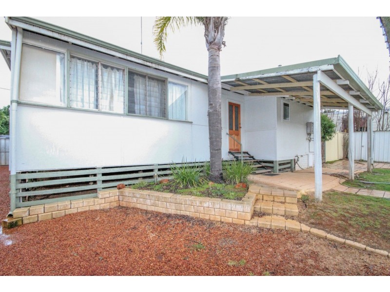 60 Gairdner Street, Northam WA 6401