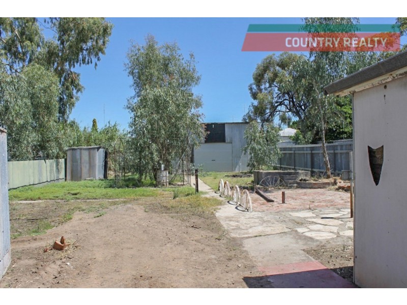 15 Weld Street, Northam WA 6401