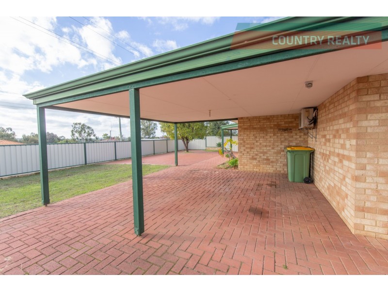 1 Solomon Close, Northam WA 6401