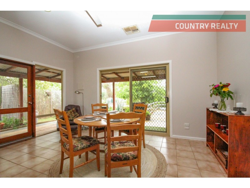 5497 Great Southern Highway, York WA 6302