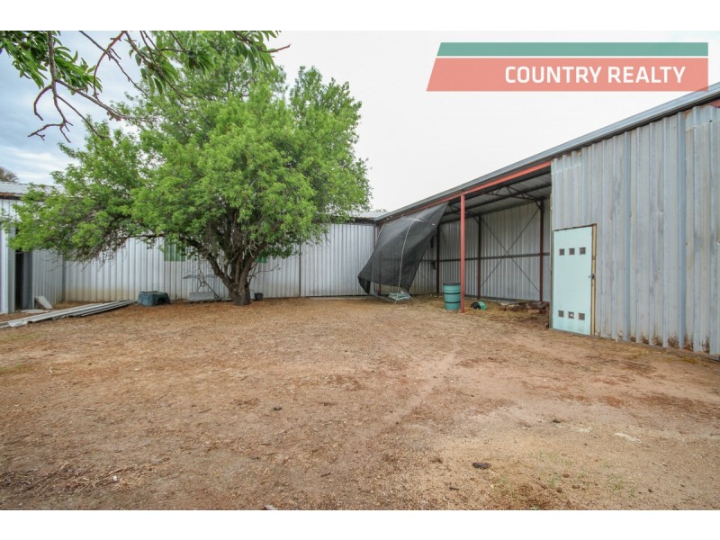 5497 Great Southern Highway, York WA 6302