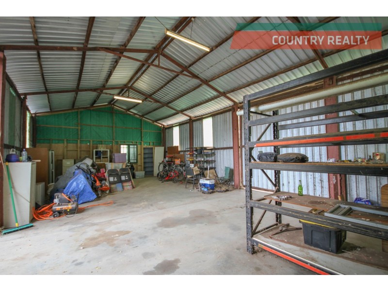 5497 Great Southern Highway, York WA 6302