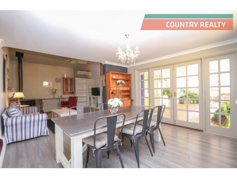 11 & 13 Mansfield Street, York WA 6302