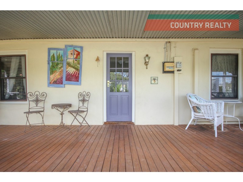 11 & 13 Mansfield Street, York WA 6302