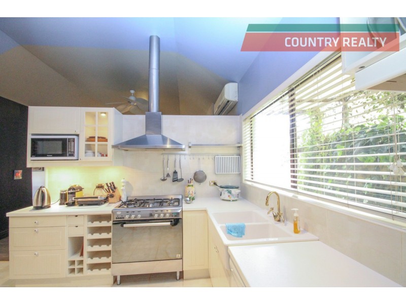 11 & 13 Mansfield Street, York WA 6302