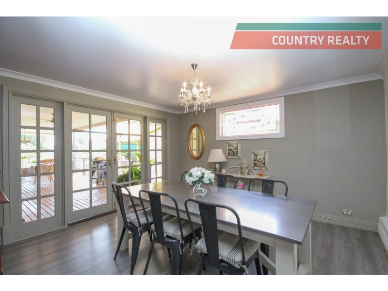 11 & 13 Mansfield Street, York WA 6302